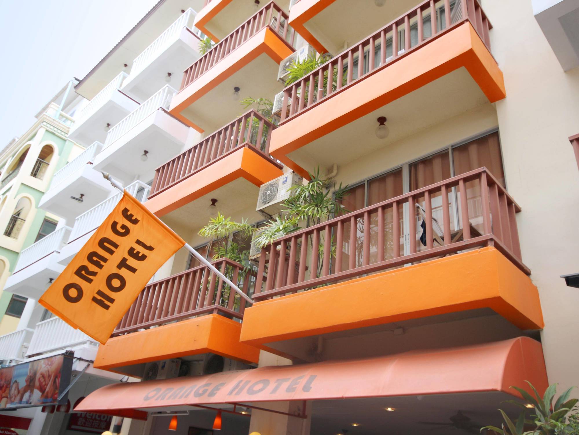 Orange Hotel Patong Kültér fotó